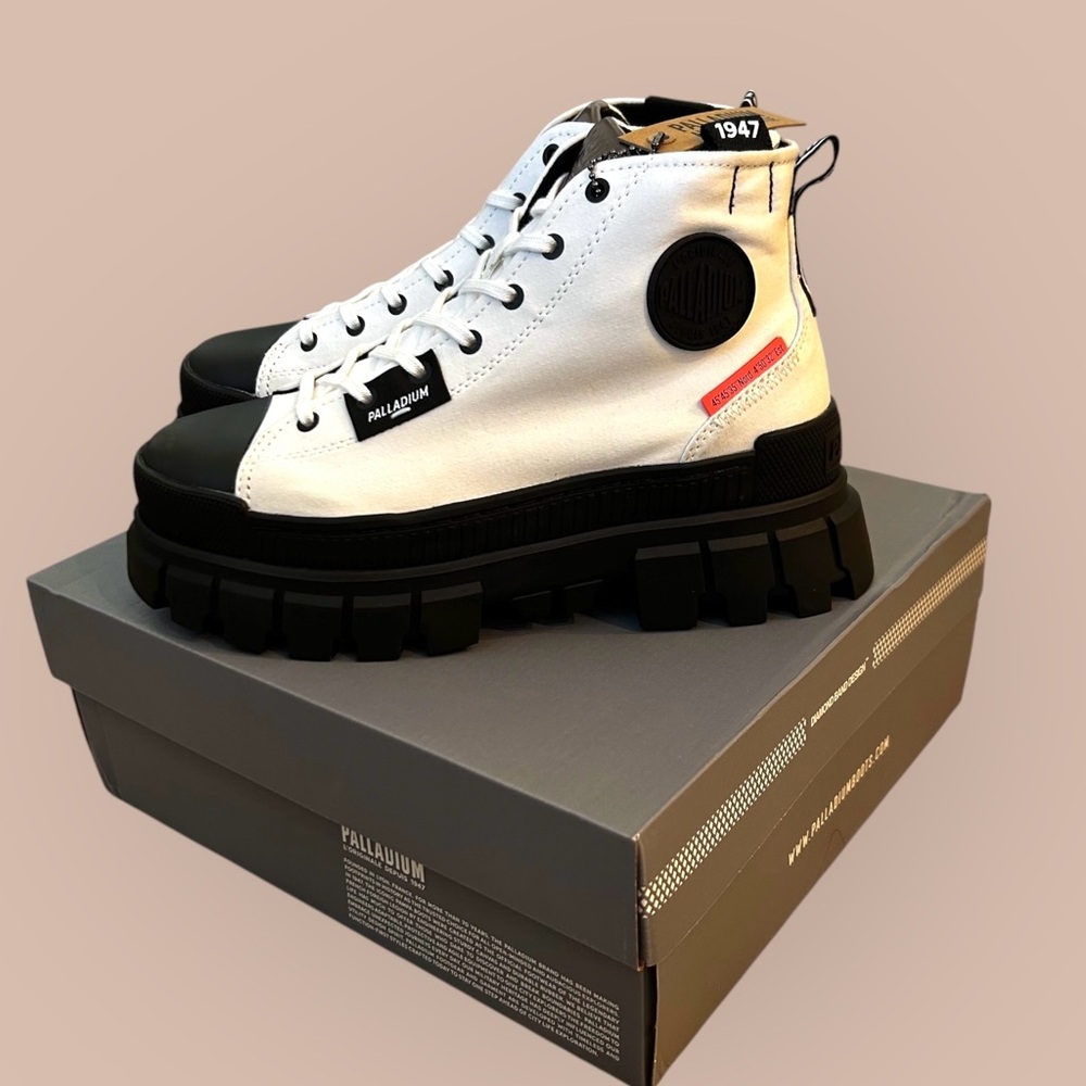 Palladium Revolt Hi Tx White Chunky Combat Boots